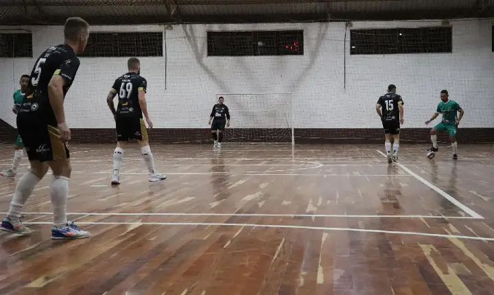 A.E.C. Arsenal Barraconense é campeão do 2º Campeonato Regional Masculino de Futsal de Capão Bonito do Sul