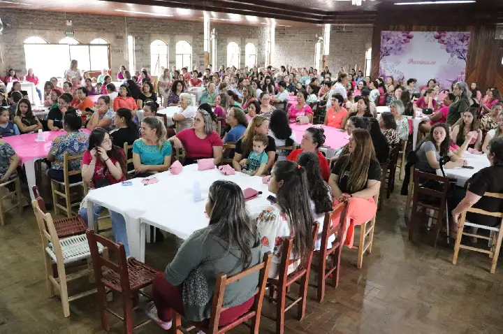 Outubro Rosa 2025 terá tarde de conscientização, sorteios e palestra-show em Capão Bonito do Sul