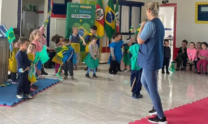 Semana da Pátria mobilizou alunos e professores nas escolas de Capão Bonito do Sul